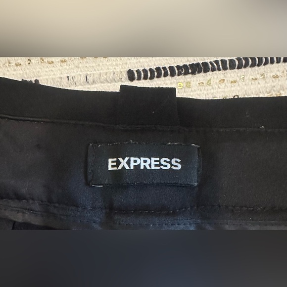 Express Black High Waisted Paperbag Ankle Pant Size 6L - Picture 3 of 5